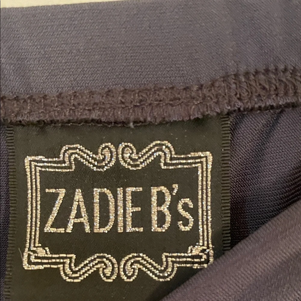 Elegant Grey Tiered Skirt - Picture 2 of 4